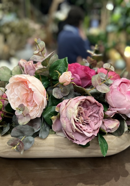 ENGLISH ROSE. 54 cm. Malva.