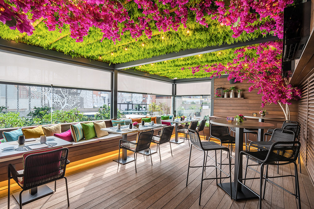 hoteles_pergolas_decoraciohoteles_jardinesverticales_buganvilla_techosconflor